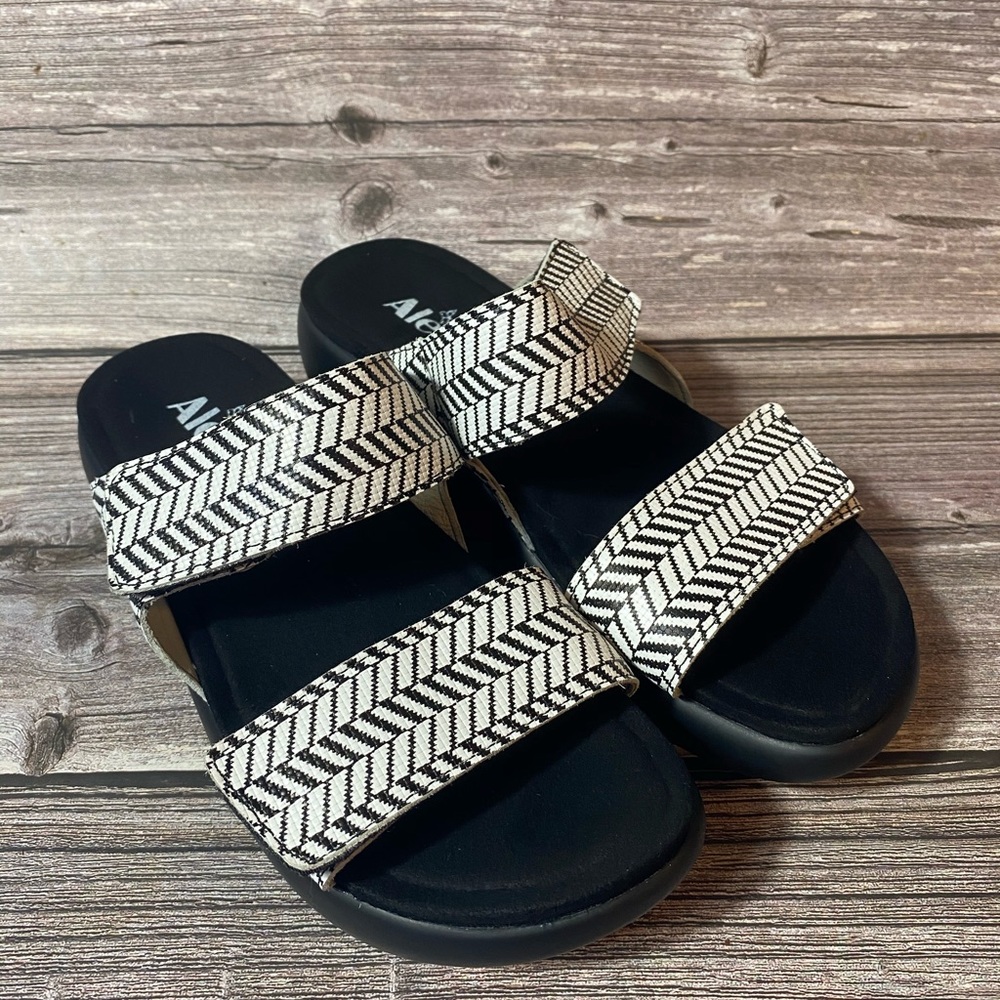 Alegria Bryce Black White Leather Comfy Sandals 36